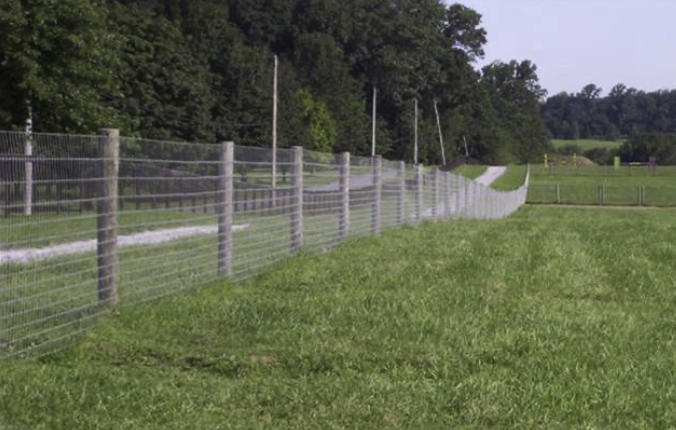 Installing Welded Wire Fencing Levelly On Uneven Land - Hobby Farms